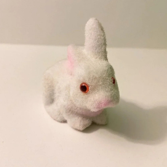 Vintage Lot of 2 Flocked White Bunny Rabbit Miniature Figures Red Eyes - Picture 8 of 14